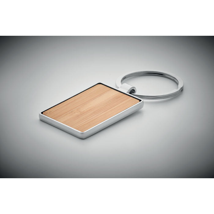 Nevers | Porte-clés en alliage de zinc de forme rectangulaire avec surface en bambou